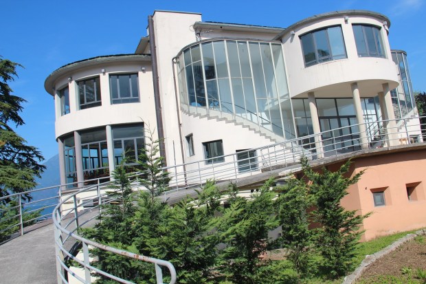 Menaggio Lido beach house